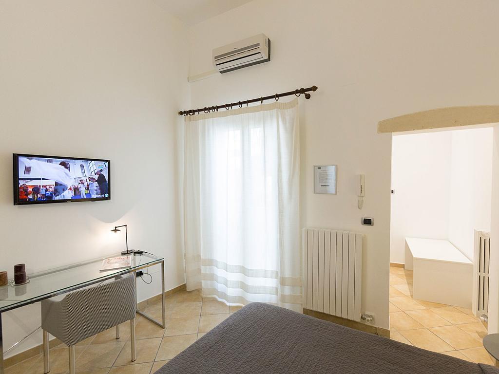 Bed and Breakfast Nonna Jole Лечче Экстерьер фото
