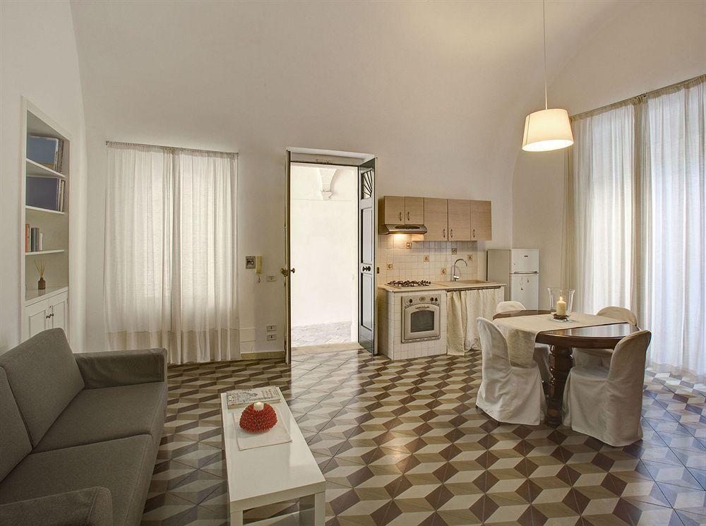 Bed and Breakfast Nonna Jole Лечче Экстерьер фото